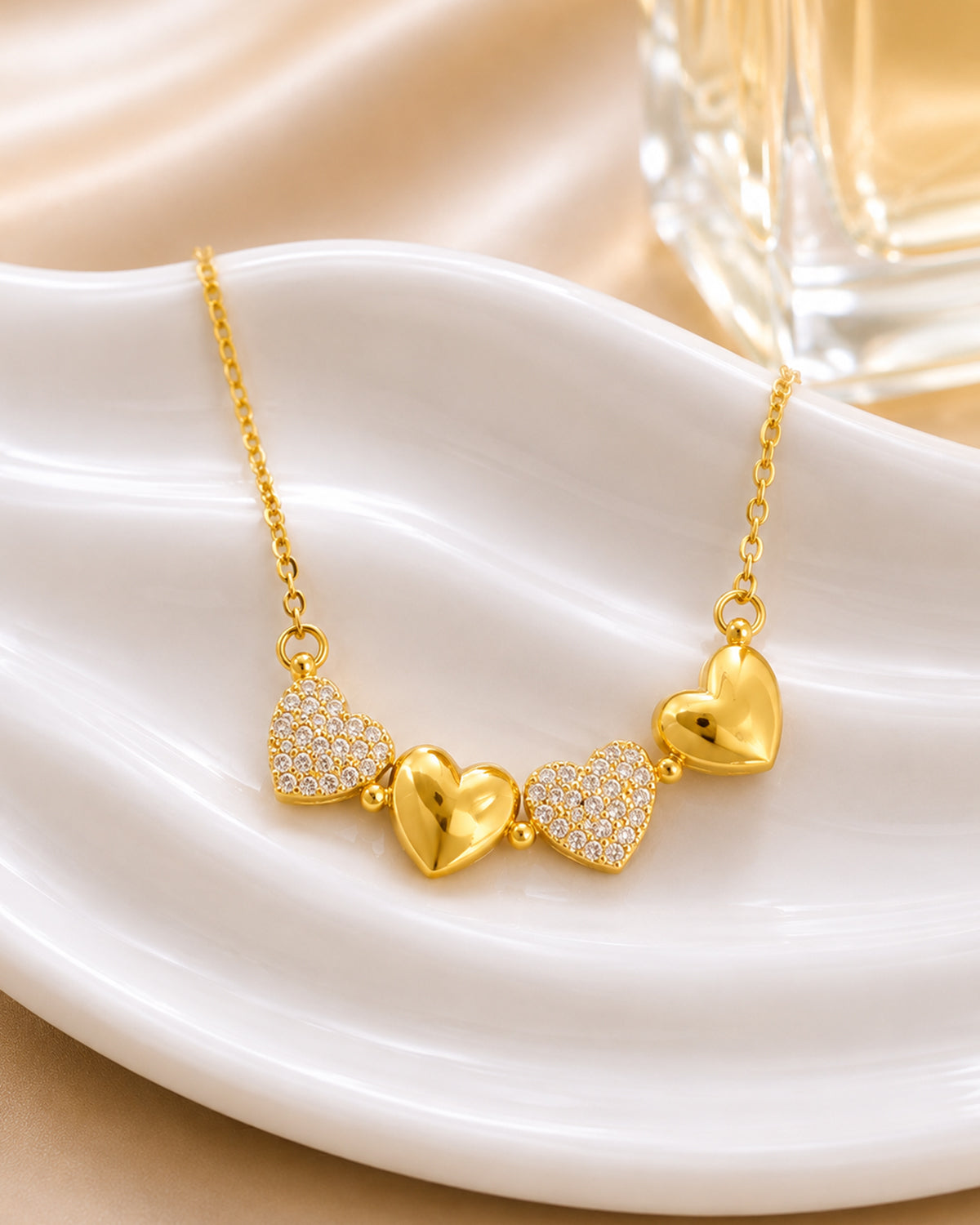 Magnetic Four Heart Clover Necklace for Women