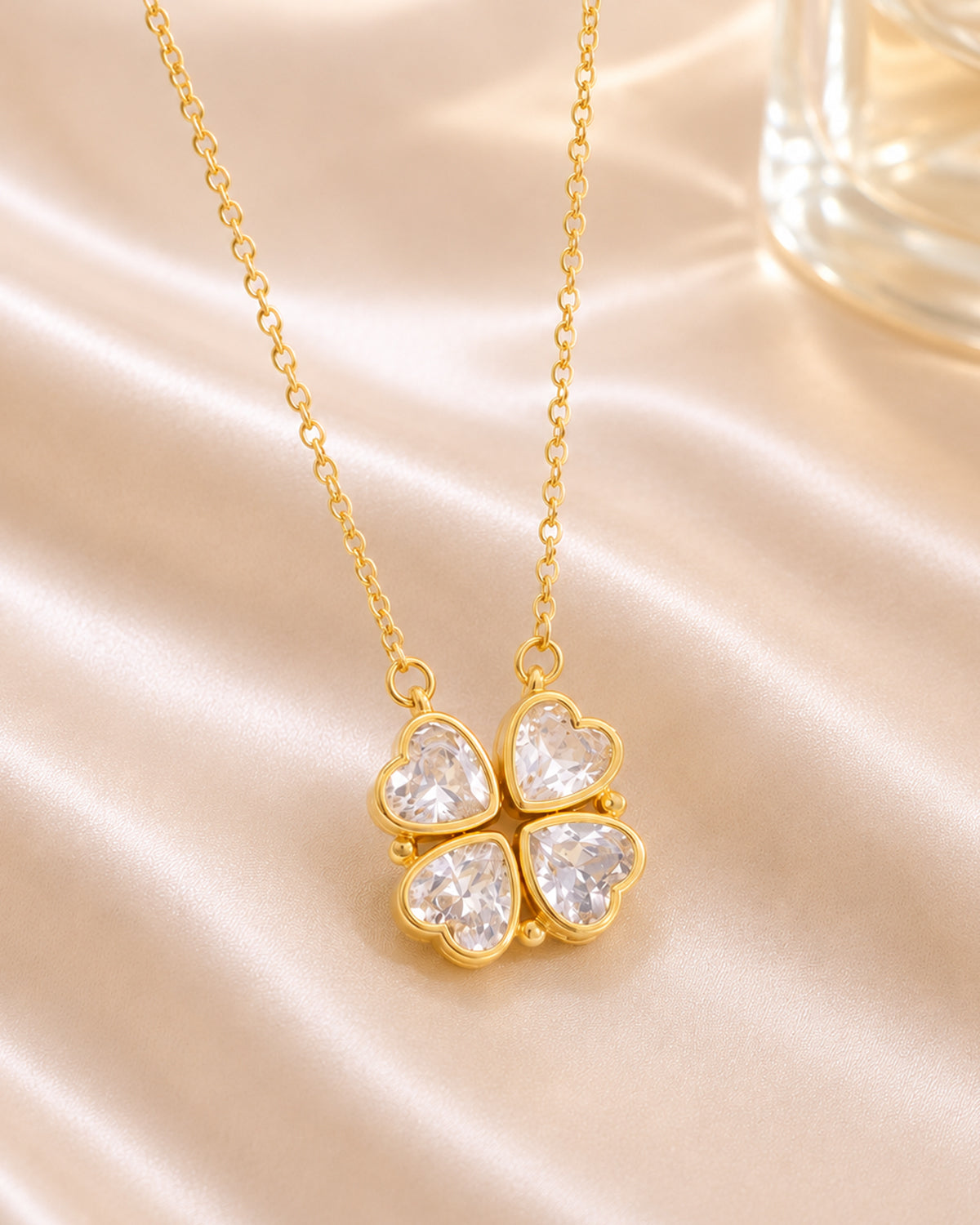 Magnetic Four Heart Clover Pendant Necklace – Gold Finish