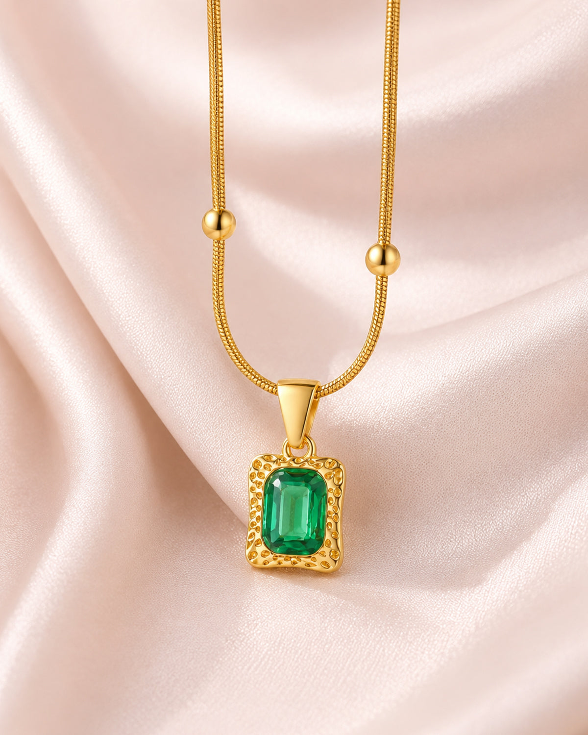 Emerald-Cut Green Pendant Beaded Necklace