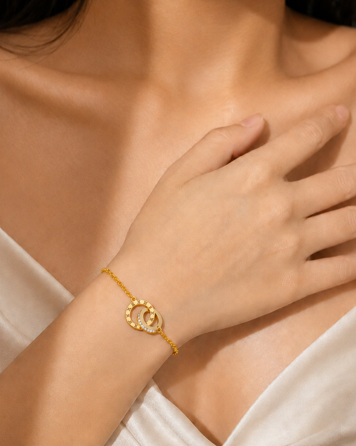 Gold Roman Numeral Double Circle Bracelet