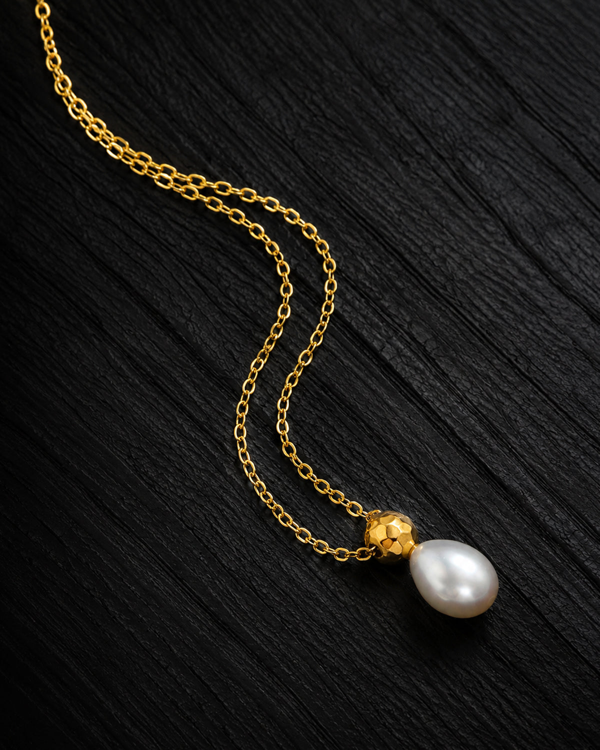 Pear Drop Pearl Pendant Necklace