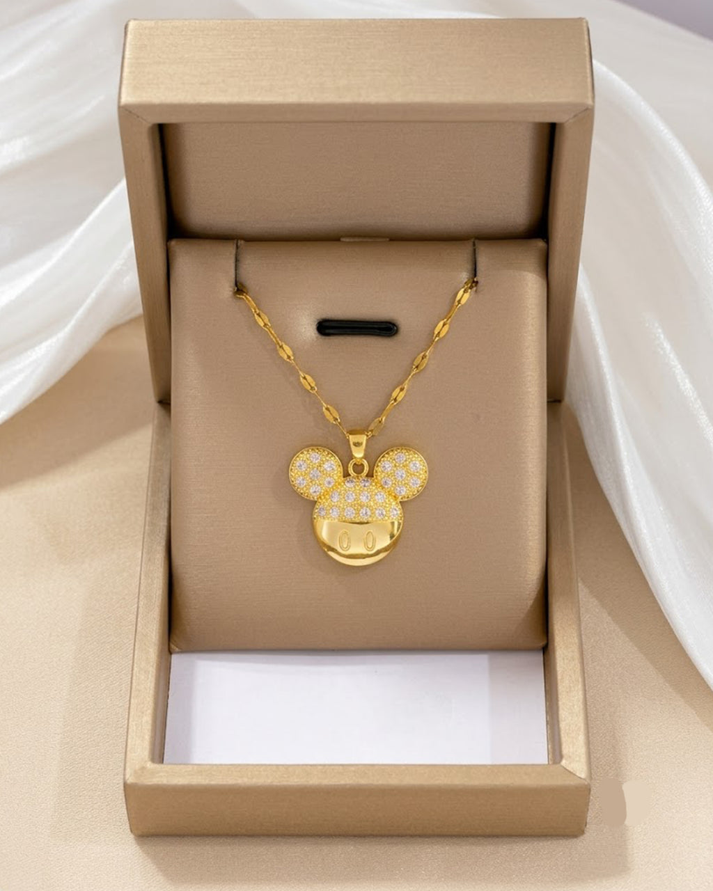 Sparkling Mouse Head Pendant Necklace