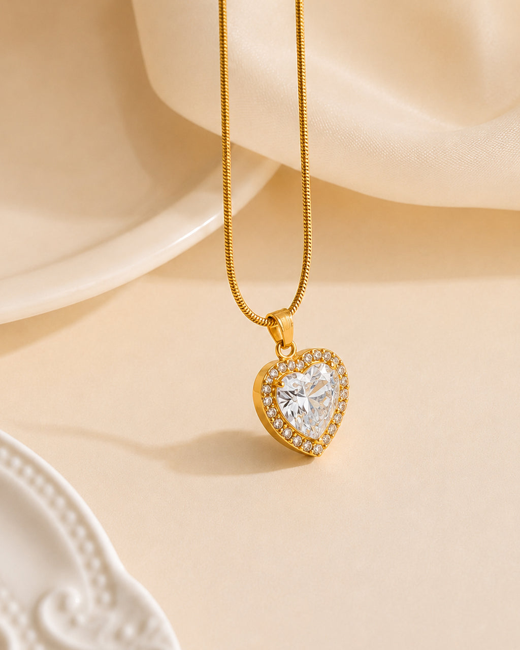 Heart Halo Pendant Necklace with Clear Centre Stone