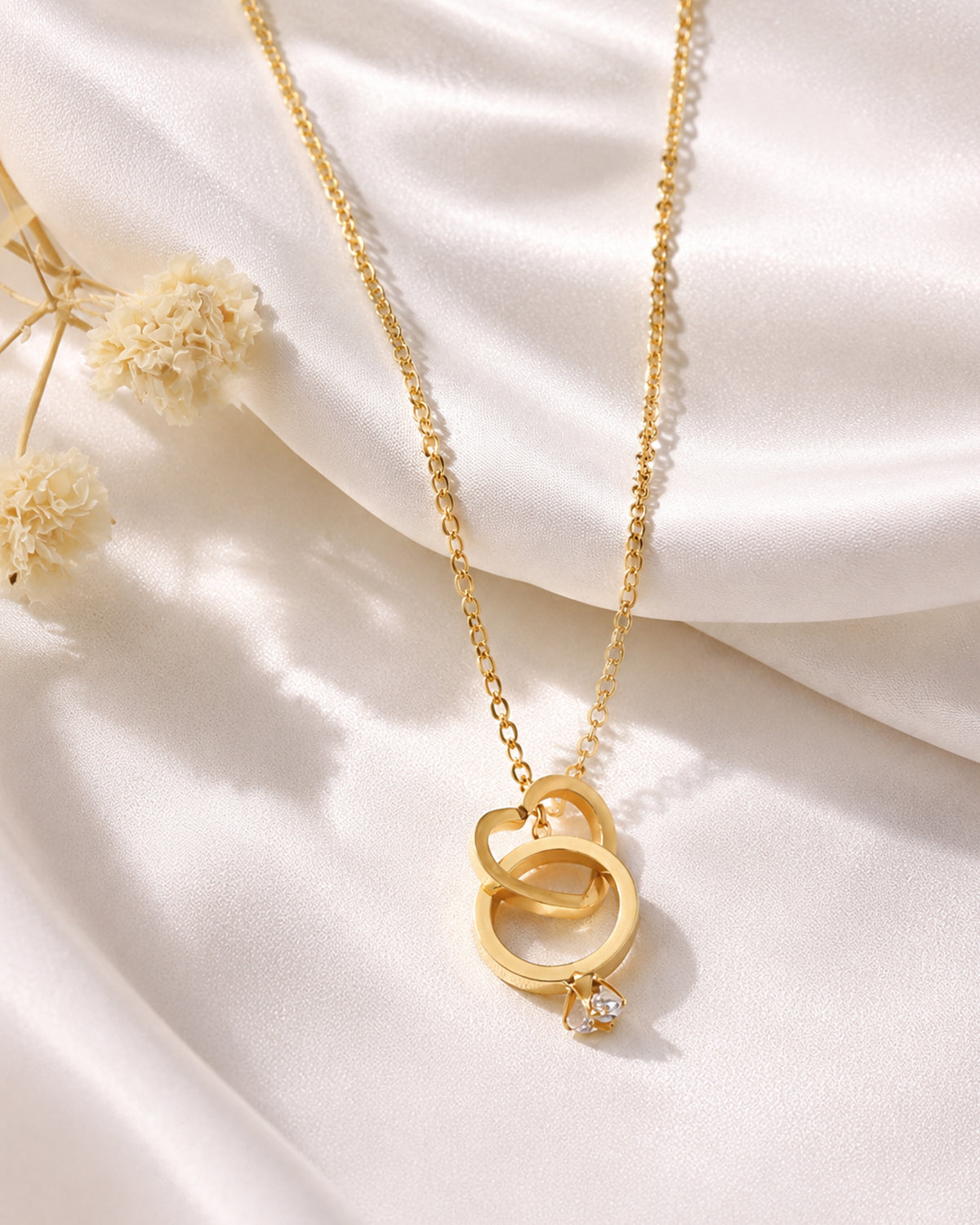 Interlocking Circle Drop Pendant Necklace