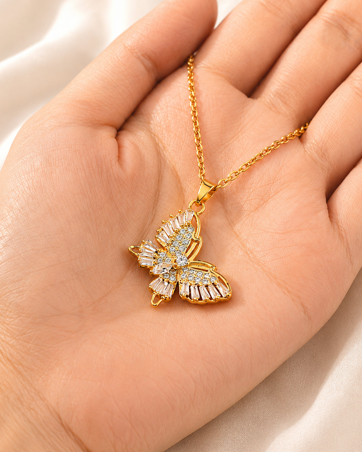 Luxury Crystal Butterfly Necklace