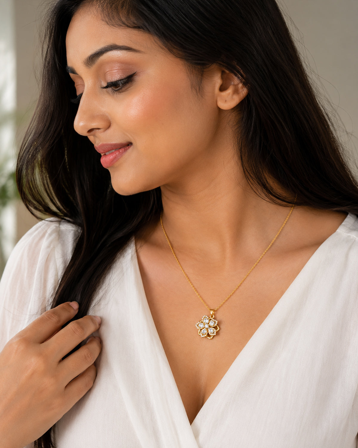 Floral Bloom Pendant Necklace