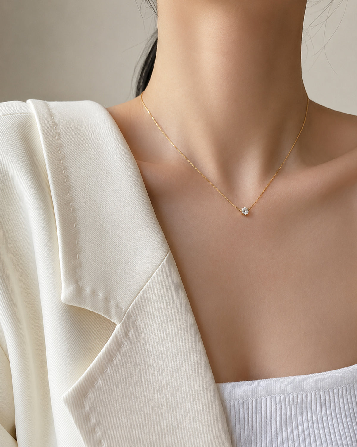 Classic Round Solitaire Crystal Pendant Necklace